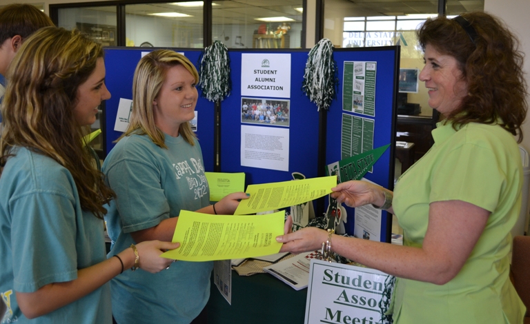 PHOTO: Cheryl Oleis, Advisor of the Student Alumni Association, recruiting current Delta State student leaders to consider joining the organization.